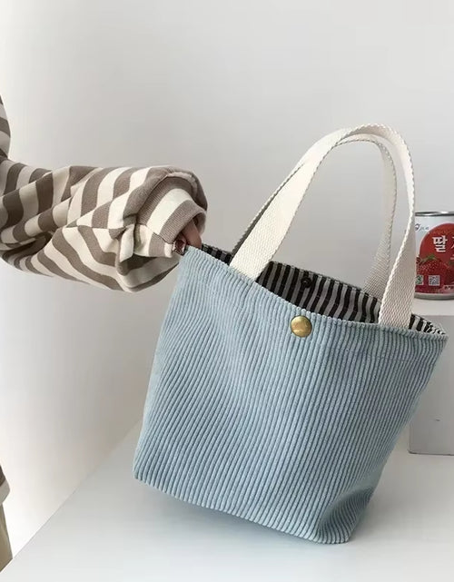 Load image into Gallery viewer, New Winter Soft Plush Tote Bag Women Cartoon Embroidery Imitation Lamb Hair Shoulder Bag for Women Shopper Bag Bolsa No Pendant
